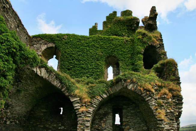 Ballycarbery Castle.